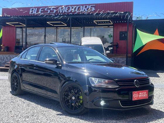 VOLKSWAGEN JETTA 2.0 TSI HIGHLINE 211CV GASOLINA 4P TIPTRONIC